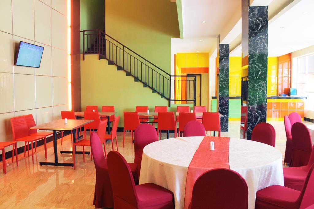 Maleosan Inn Manado Hotel Exterior foto